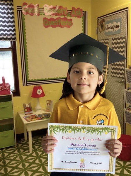 mrssandovalprek's tweet photo. Although our time has finished
Our smiles will never fade
We won’t forget the handprints left
On memories we have made...🎉🎓👏🏼❤️ #prekrocks #ClassOf2020 @BellfortECCHISD @DarceleLofton @gloriav7 https://t.co/oD8LGpNo1T