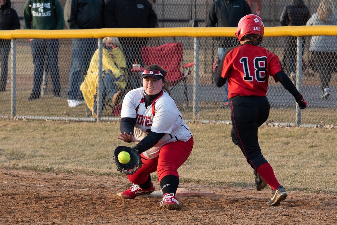NW_Wolves_SB's tweet image. ‼️ Senior shoutout‼️
Meghan’s 2019 stats: BA .318, OBP .418, SLG .409, 6 Doubles, 20 RBIs, 8 Runs 

We are so lucky to have had Meghan in the Niles West softball program! She’s brought in a great attitude, strong leadership, and a powerful bat! We’ll miss you Meg! #wolvessoftball
