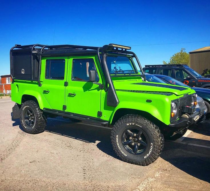 landroverpa's tweet photo. 'Freshly painted in raptor coating, ready to go home to its owner'
By @nomad_uk_vehicle_prep
#landrover #Defender110crewcab #landroverdefender #landroverphotoalbum https://t.co/W0J0HLbWV9