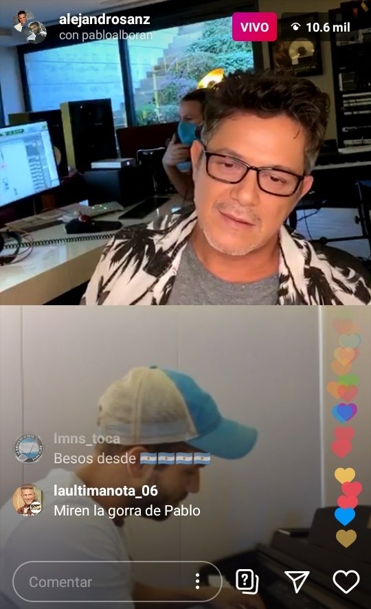 Laultimanota06's tweet photo. Uh hoy tenemos un problema @alejandrosanz no sabemos con cual artista quedarnos?? 🎙🎶🤔 ah si con vos!!
🧡 pero fueron lo máximo todos !
Nos encantó este último Live .
#Laultimanota_06 #Clubdefams #UltimoLive #LiveAS #ElMundoAfuera #PabloAlboran https://t.co/IZiUuldCO7