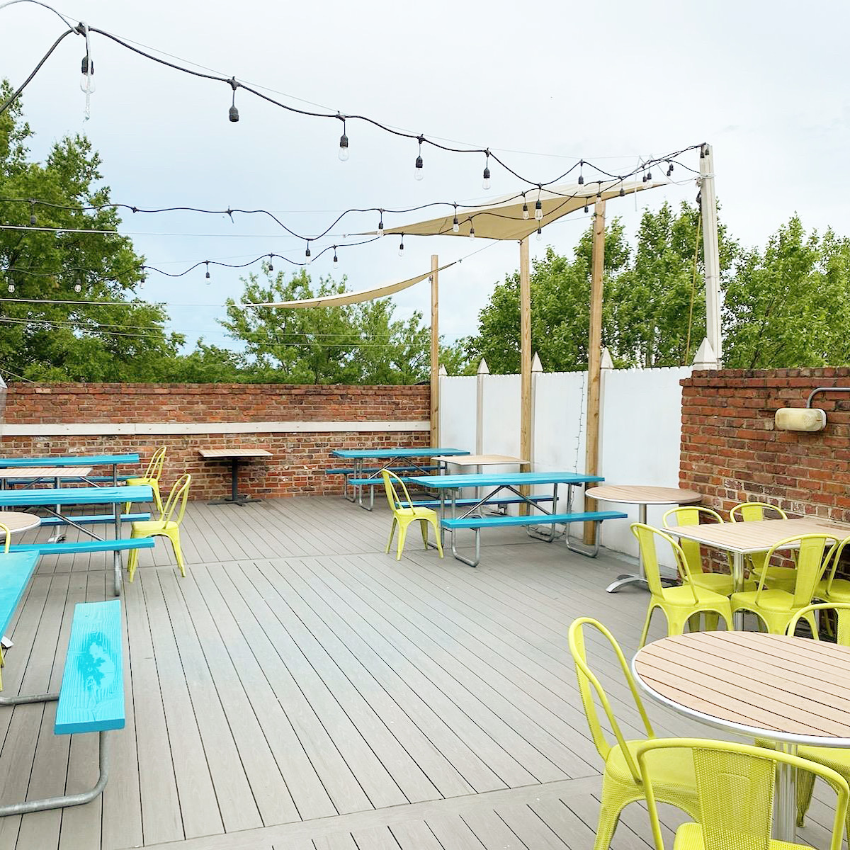 postbellumrva's tweet photo. THE DECK IS OPEN!!! 🎉🎊🎉🎊 It will be open TOMORROW to Sunday from 5-11! We ask that you practice social distancing and healthy habits, but we also ask that you enjoy yourself! https://t.co/3n9khmJzpK