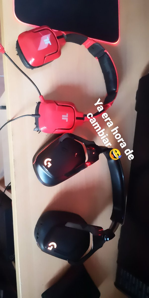B4QUS_'s tweet photo. Ya tocaba cambiar 🎧 #LogitechG935 https://t.co/sUmiiSZjzV
