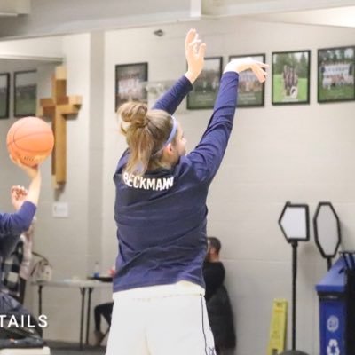 JrAllStarIowa's tweet photo. 🔥Player Spotlight: Aree Beckmann, IA-2022🔥

📰 A look at what makes @AreeBeckmann tick, not only on the basketball court, but in everyday life.

🔗 https://t.co/vO38T4kWFv https://t.co/FOwM5MfdHM
