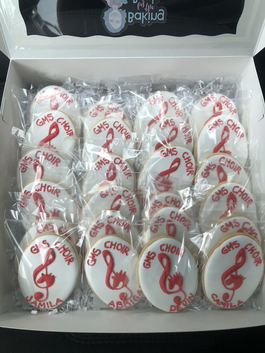 GMSChoirs's tweet photo. Spent my afternoon delivering surprise cookies to all of our wonderful GMS Choir 8th graders! It was filled with tons of smiles, funny stories, and only a few tears! I love these kids so much and cannot wait to see all the amazing things they do! https://t.co/DCzPjGZ6UK