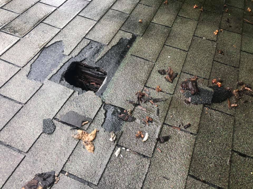 iRoofingApp's tweet image. Check out these #lighteningstrike pictures from Gunnar Affordable Pressure Cleaning. The wood was blown out and burnt. Time to put in some work! 
#roofing #roofingtech #roofingtechnology