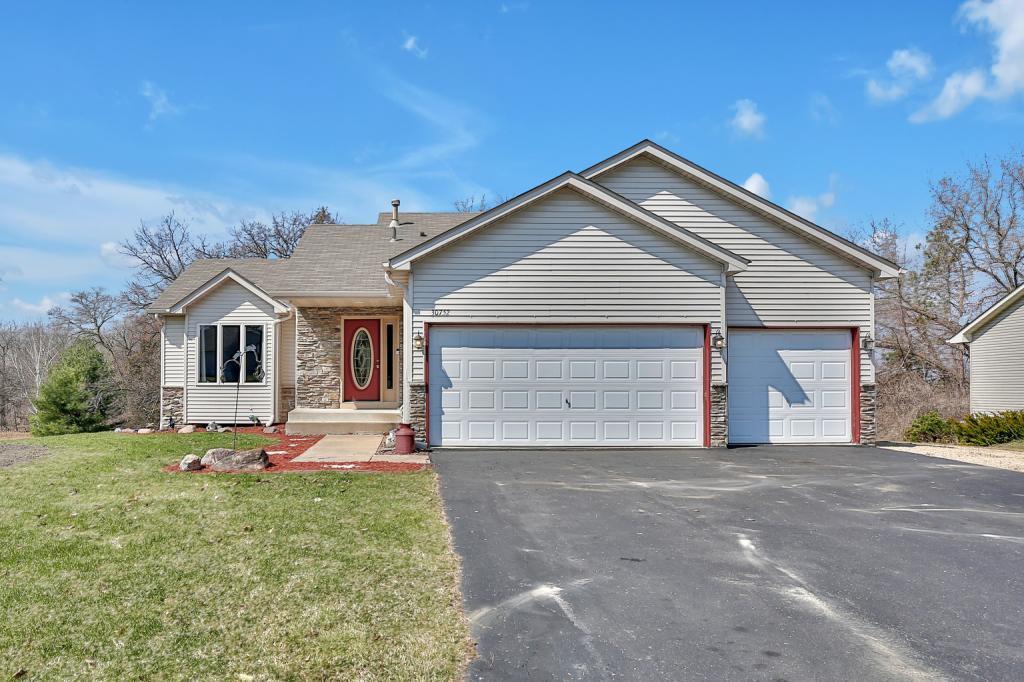 MartyRathmanner's tweet photo. See a virtual tour of my listing on 30752 Marigold Lane #Lindstrom #MN  #realestate https://t.co/5Kc7mqJ5WT https://t.co/KLnZMZRME8