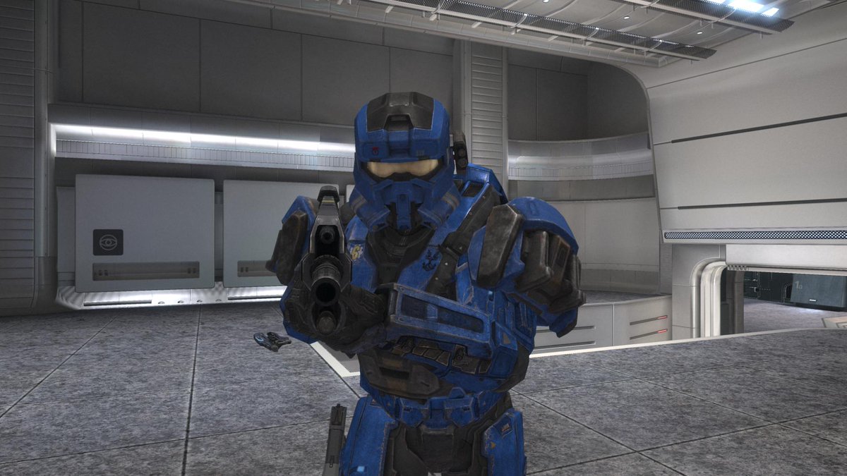 another one that's been very consistent: the eod armor/helmet. i like both visor styles for it (the eye holes and the singular visor), but the reach version that's in reach and halo 5 is probably my favorite. this armor looks good in every game it has been in
