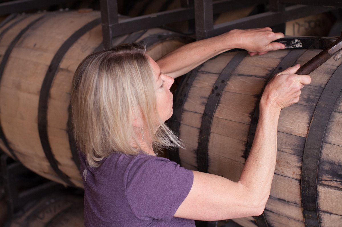 Thermal recapture + Whiskey Distilling = ??? I’m hoping to find out at <a href="/EnvironmentCO/">Environment Colorado</a>’s virtual happy hour on the 29th #ActOnClimate <a href="/MarbleDistillin/">Marble Distilling Co</a> environmentcolorado.webaction.org/p/salsa/event/…