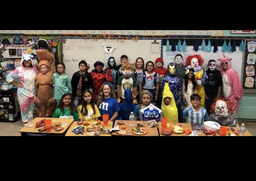 LynnCrest5's tweet photo. Throwback Thursday! Some of our favorite memories this year were the first day of school, Halloween, our holiday party, and celebrating Mrs. Monacoβs birthday!! @Monaco12060 @LynnCrestTigers #22tigers #5VM #TBT https://t.co/XyBQypVlWd