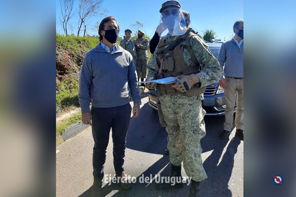 EJÉRCITO DE URUGUAY - Página 28 EZIwmXZWsAQl-ya?format=jpg&name=medium