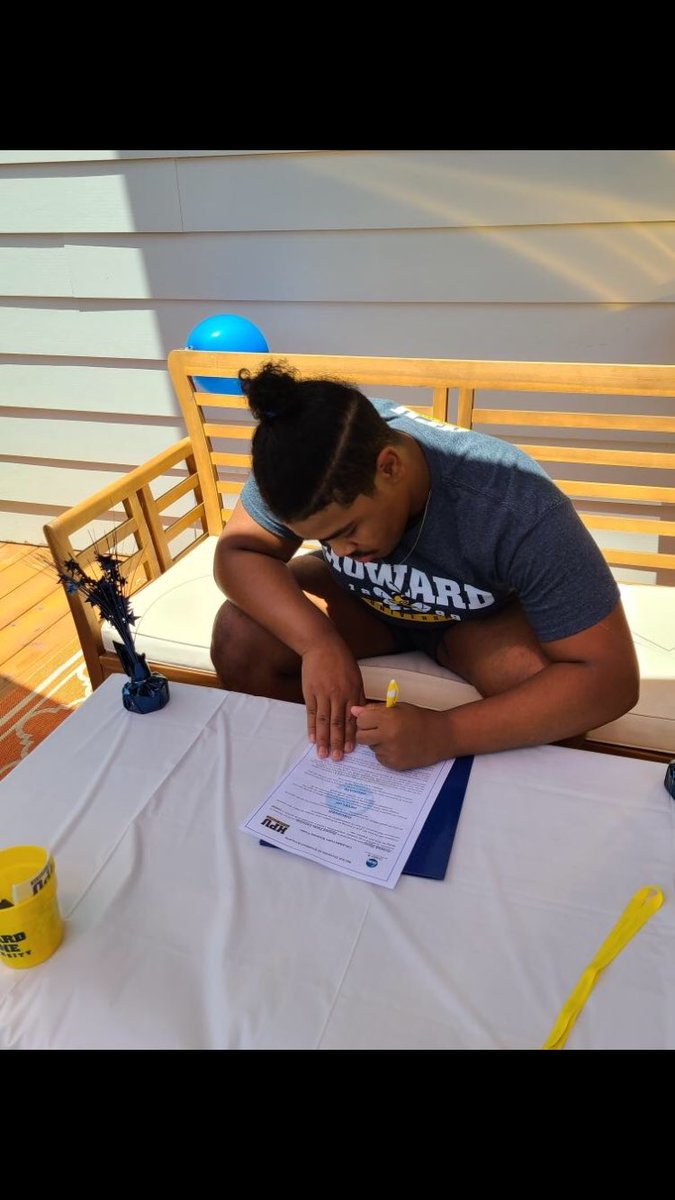 jerimiah442's tweet photo. 144% COMMITTED AGTG #StingemHPU https://t.co/q7EdvK4pY1