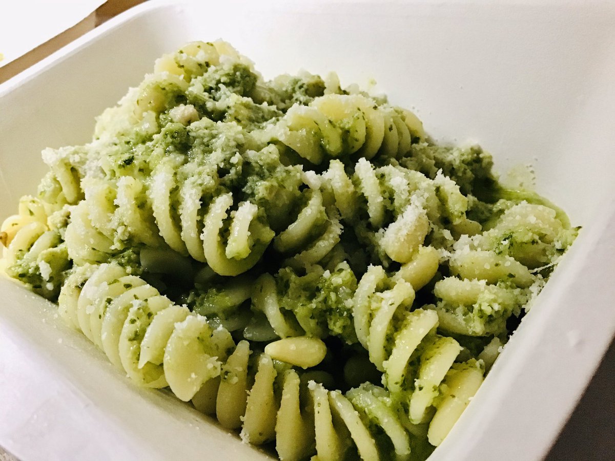 今村裕一 A Twitter 本日 明日テイクアウト商品販売します パスタは小松菜 鶏肉 松の実のショートパスタです 経堂グルメ 経堂テイクアウト リゴレッティーノ 小田急線グルメ 千歳船橋イタリアン 豪徳寺イタリアン 今村裕一 A Twitter 本日 明日テイクアウト商品販売します パスタは小松菜 鶏肉 松の実のショートパスタです 経堂グルメ 経堂テイクアウト リゴレッティーノ 小田急線グルメ 千歳船橋イタリアン 豪徳寺イタリアン