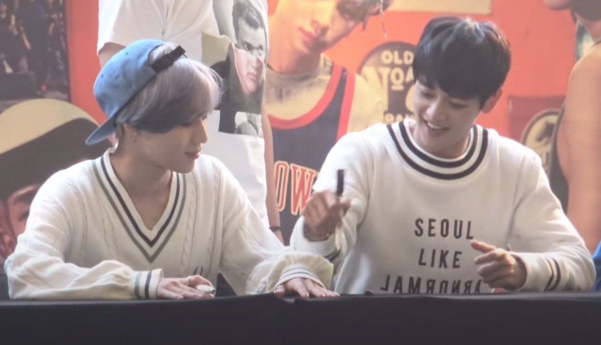 they were waiting for the fan sign to start and since kibum was the first one, minho and taemin had to wait a little. Minho then decided that he wants to tease his bf and started to draw A DOT on taemin's hand so yes, minho started it ㅋㅋ — #2min cr: leetaemin/net