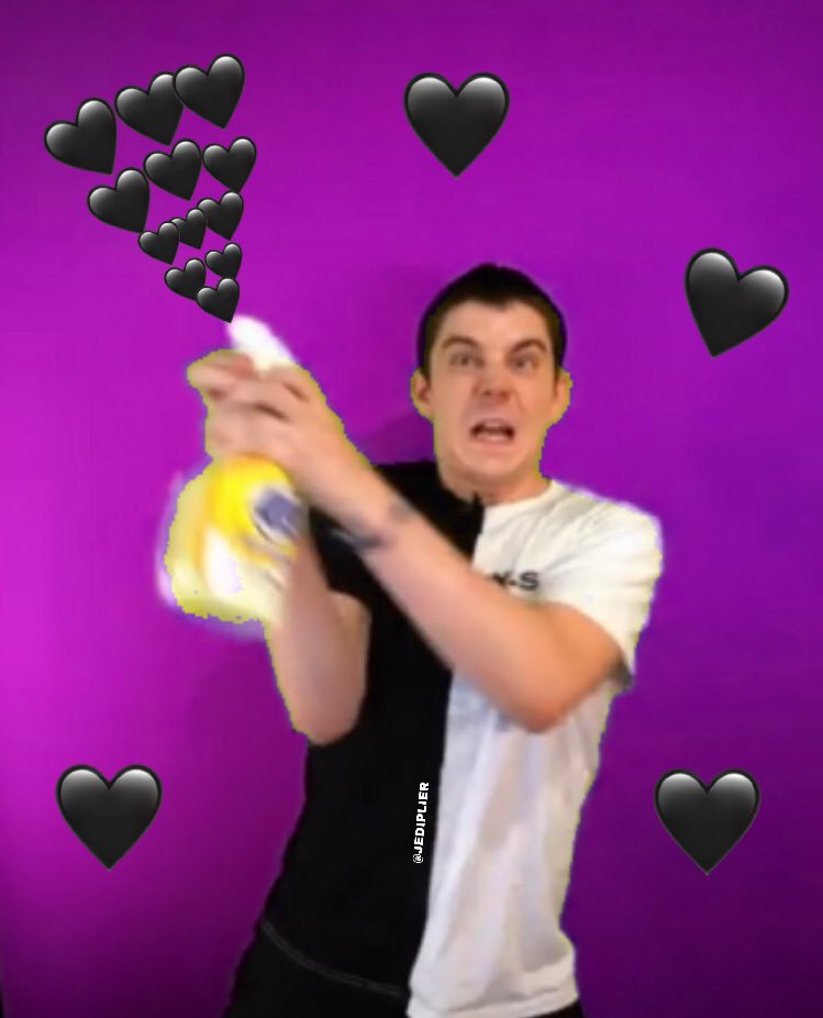 PRACTICALM4GIC's tweet photo. me at all of #teamunus https://t.co/0BNYYvcUeX