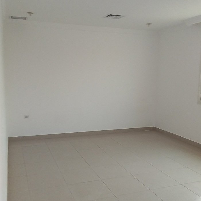 للايجار شقة في عبدالله السالم دور ثانى ٣ غرف نوم ٢حمام مطبخ صاله غرفه خادمه مع حمام الايجار ٦٥٠ دينار للاستفسار الاتصال على ٦٦٨٩٢٢١٥ وتس اب ٦٦٨٩٢٢١٥