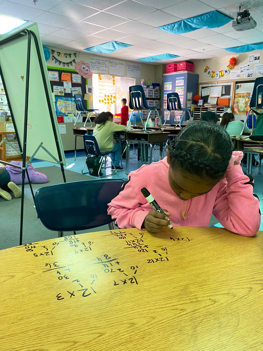 MrsMillerRPS's tweet photo. #GageGators practicing Math Facts! ➕➖✖️➗ https://t.co/ncGVcCzI3F