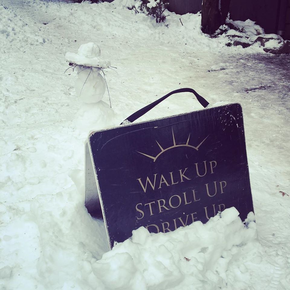 #ThrowbackThursday: Claudia Miró snapped this shot at our Green Lake store during Snowpocalypse 2019. Do you wanna build a snowman?