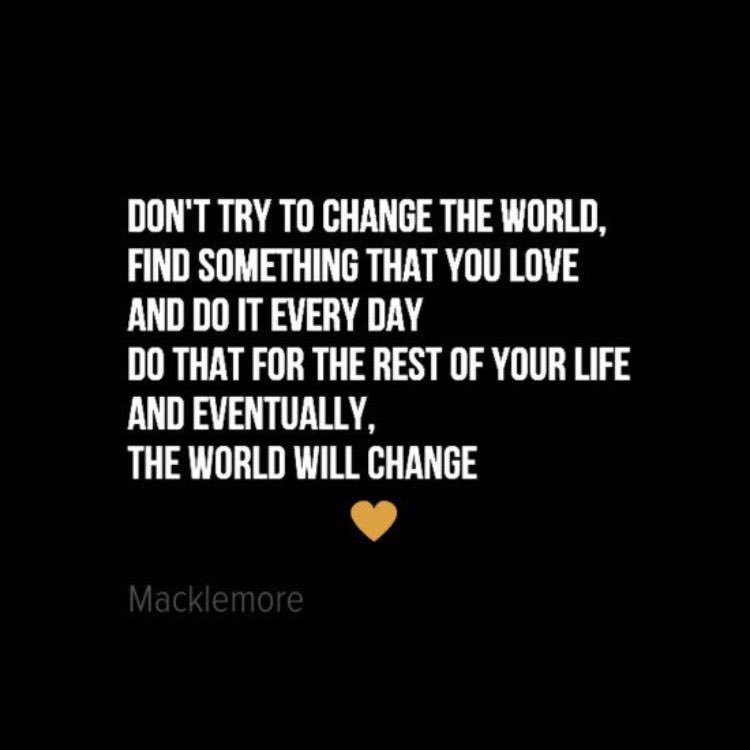 LaurenMilburn31's tweet image. Final Q: I would say to “enjoy the journey” and then I would say 👇🏽 #VaLINchat