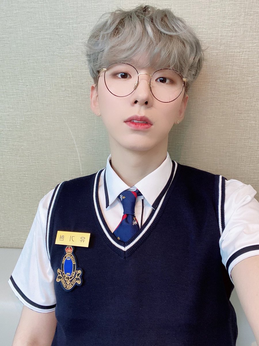 OfficialMONSTAX's tweet photo. [#기현] ❤️ https://t.co/fwWsAFNiAK