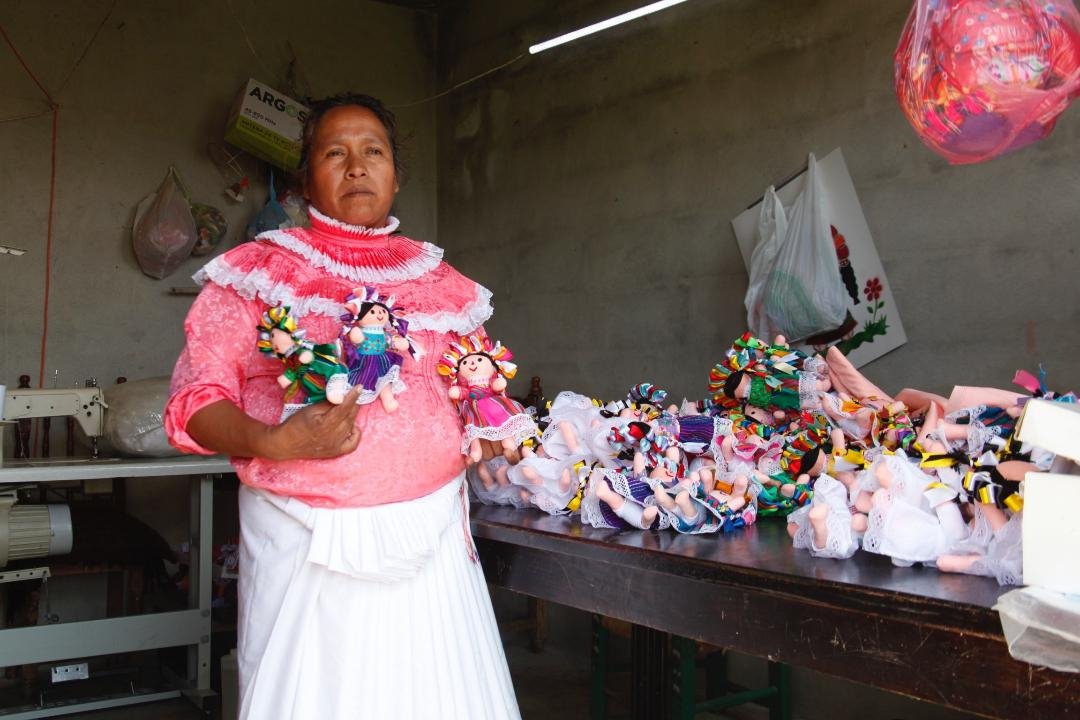 Si te conmueve Lele y el trabajo artesanal detrás de su elaboración, esta crónica de <a href="/EnLaLupaQro/">lalupa.mx</a> te va a atrapar❤️.

enlalupa.com/2019/09/20/el-…

#QuerétaroDesdeCasa #SalvemosElTurismo