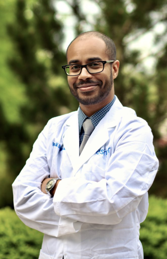 Shout out to graduating resident, Dr. Amin Demerdash (@amino15 ) who will be staying @GeisingerHealth to complete a fellowship with @CcmGeisinger ! Congrats, Amin! #IMGraduates2020 #GeisingerProud #MedTwitter #CriticalCareMedicine