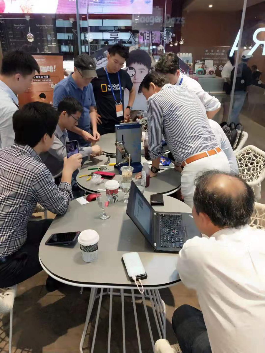 XidTech's tweet image. No matter how hard it is, you must be strong.
We are able to adapt ourselves into new environment. We focus on developing, production and marketing. Let&apos;s work hard, hand in hand...
Welcome locknlock  President&amp;amp;CEO and his team.

xid-tech.com