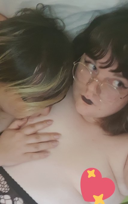 Me sucking @smolsmooshi cute tits, she seems not so happy tho 😅🥰😋 https://t.co/IcGhuOQ7CU<a class="tags" target="_blank" title="On Twitter" href="/?out=eyJ0eXAiOiJKV1QiLCJhbGciOiJIUzUxMiJ9.eyJpYXQiOjE3MjUwNTI4NDUsImlzcyI6InR3cG9ybnN0YXJzLmNvbSIsIm5iZiI6MTcyNTA1Mjg0NSwiZXhwIjoxNzU2NTg4ODQ1LCJyZWRpcmVjdF91cmwiOiJodHRwczovL3R3aXR0ZXIuY29tL3Ntb2xzbW9vc2hpIn0.fOw4p8gFgMj87-dVKUV1hmJZuB-Tem-knAITBseAUQixznZVZXSJL1WEBkJQmLEErm60ZfwGLG6jza8Bduq1Bw">@smolsmooshi</a><a href="/tag/pornhub"class="tags"><span>#pornhub</span></a><a href="/tag/trans"class="tags"><span>#trans</span></a><a href="/tag/lewd"class="tags"><span>#lewd</span></a>