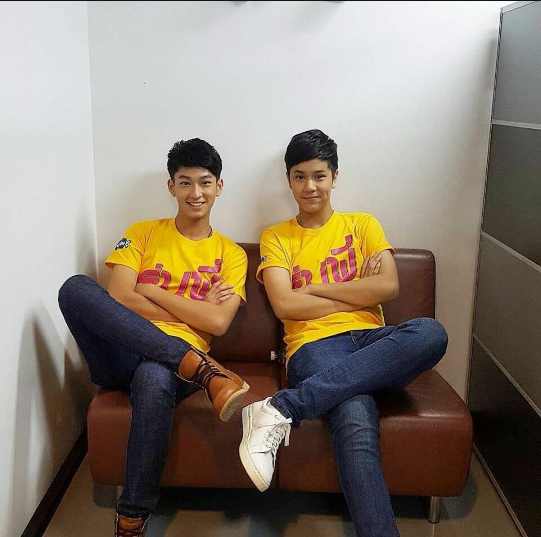 < 𝐀 𝐭𝐡𝐫𝐞𝐚𝐝 𝐨𝐟 𝐍𝐚𝐧𝐨𝐧 𝐚𝐧𝐝 𝐂𝐡𝐢𝐦𝐨𝐧 𝐛𝐮𝐭 𝐭𝐡𝐞𝐲 𝐠𝐞𝐭 𝐨𝐥𝐝𝐞𝐫 𝐚𝐬 𝐲𝐨𝐮 𝐬𝐜𝐫𝐨𝐥𝐥 𝐝𝐨𝐰𝐧 >