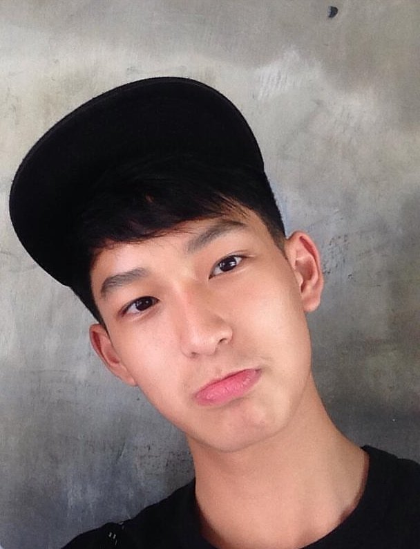 < 𝐀 𝐭𝐡𝐫𝐞𝐚𝐝 𝐨𝐟 𝐍𝐚𝐧𝐨𝐧 𝐚𝐧𝐝 𝐂𝐡𝐢𝐦𝐨𝐧 𝐛𝐮𝐭 𝐭𝐡𝐞𝐲 𝐠𝐞𝐭 𝐨𝐥𝐝𝐞𝐫 𝐚𝐬 𝐲𝐨𝐮 𝐬𝐜𝐫𝐨𝐥𝐥 𝐝𝐨𝐰𝐧 >