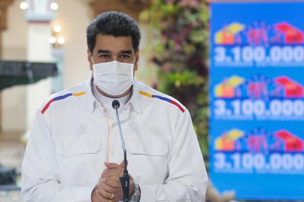 Aprobé el Plan con estrategias y recursos para cumplir con la meta de entregar a las familias venezolanas 400 mil viviendas antes de finalizar este 2020. Somos el único país capaz de hacer realidad este sueño y es posible gracias a nuestra Revolución Bolivariana. #GMVVIndetenible