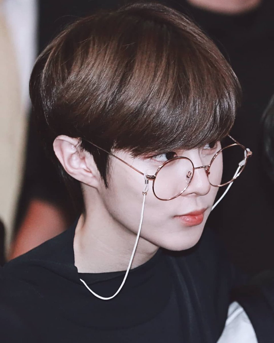 _imyjissi's tweet photo. @wantitkpopph 🌼: @wantitkpopph
reason why i love wsk? coz he's pure. Thou he's personality is enough to capture every human being. i learn to love him bc of his sincerity, he always think of what fans feel before anything else reason to protect and love him unconditionally ♡ https://t.co/SKimgctPBA