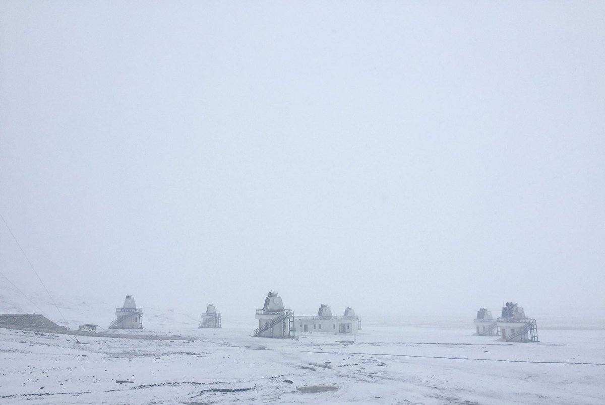 dorje1974's tweet photo. CHILLED SUMMER MORNING AT IAO Hanle .. Woke up to see this outside the room. The array of telescope in this picture is called the High Altitude GAmma Ray (HAGAR) telescope. https://t.co/4NgQR3uMY3
