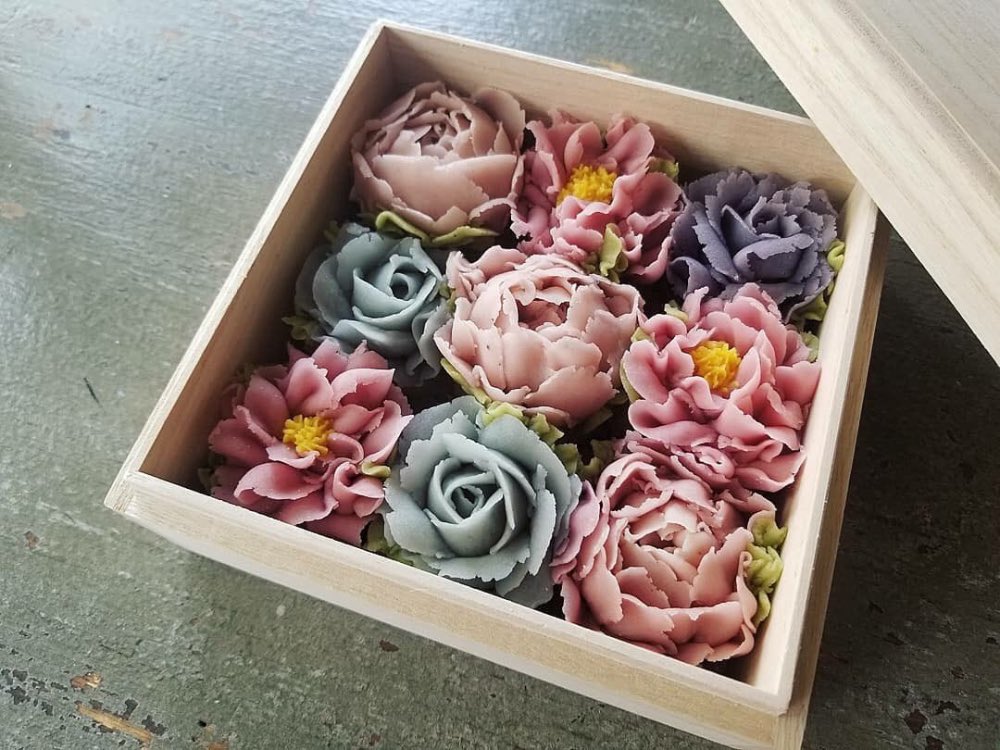 おはぎ専門店 タケノとおはぎ の進化系おはぎが美しすぎる 柿や桜などのベーシックな味からヨーグルトやキウイなどユニークな味も Togetter