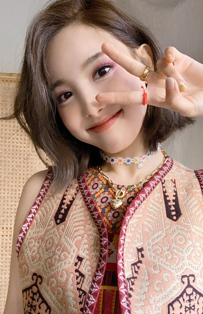 TWICE on Twitter: "TWICE(트와이스) "MORE & MORE" ALBUM PHOTOCARD NAYEON TWICE THE 9TH MINI ALBUM MORE & MORE 2020.06.01 MON 6PM #TWICE #트와이스 #MOREandMORE… https://t.co/WQU3nkrQhA"