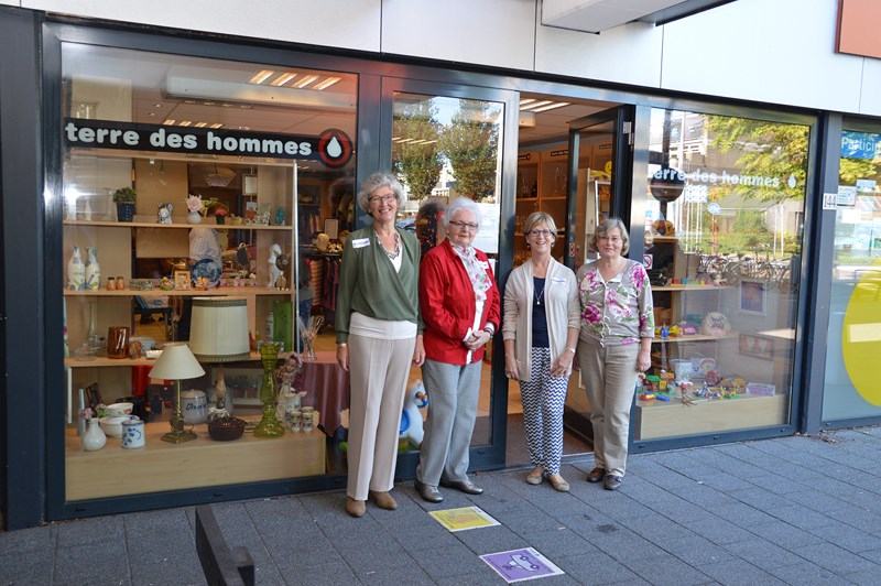 Terre des Hommes heropent winkel tinyurl.com/yavolh3m