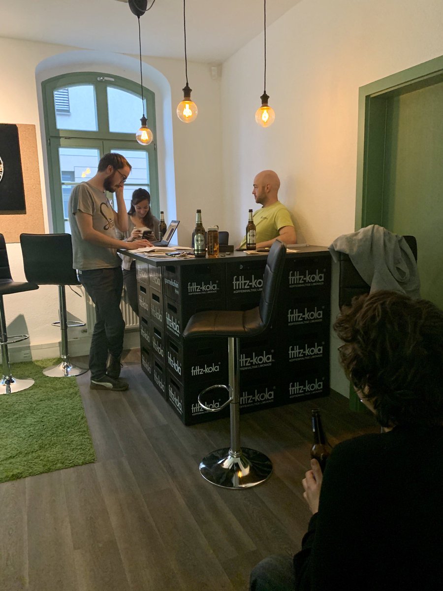 YoubilitySoft's tweet image. Happy World Play Day!
Wir haben zu unserem Teamevent ein escape game von locked-adventures.de gespielt. Natürlich mit ausreichend Abstand.