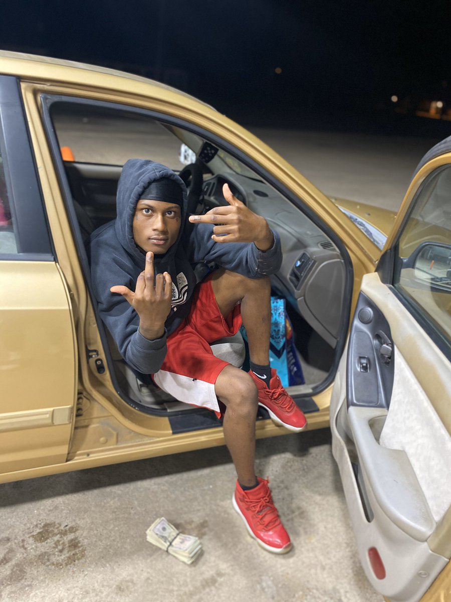 lil_keybo's tweet photo. Im da king kf dis shit this not checkers this chess✌🏾⛽️ https://t.co/CKTdFLQBcu