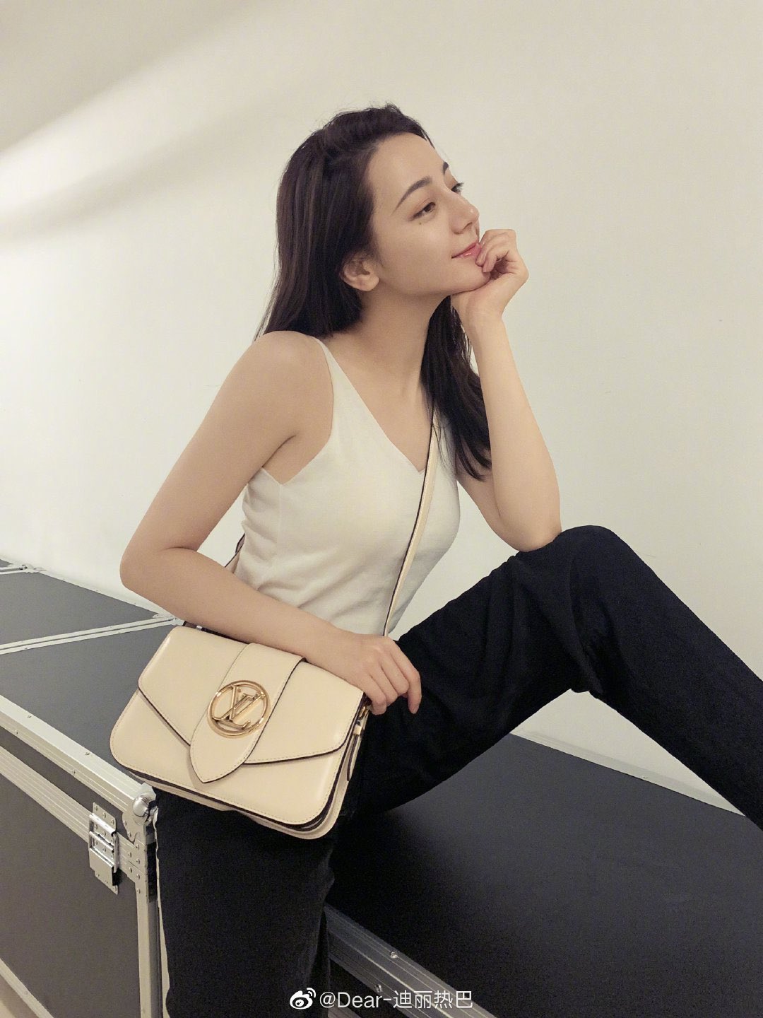 Dilraba Updates 迪丽热巴on X: #Dilireba for Louis Vuitton Fall in