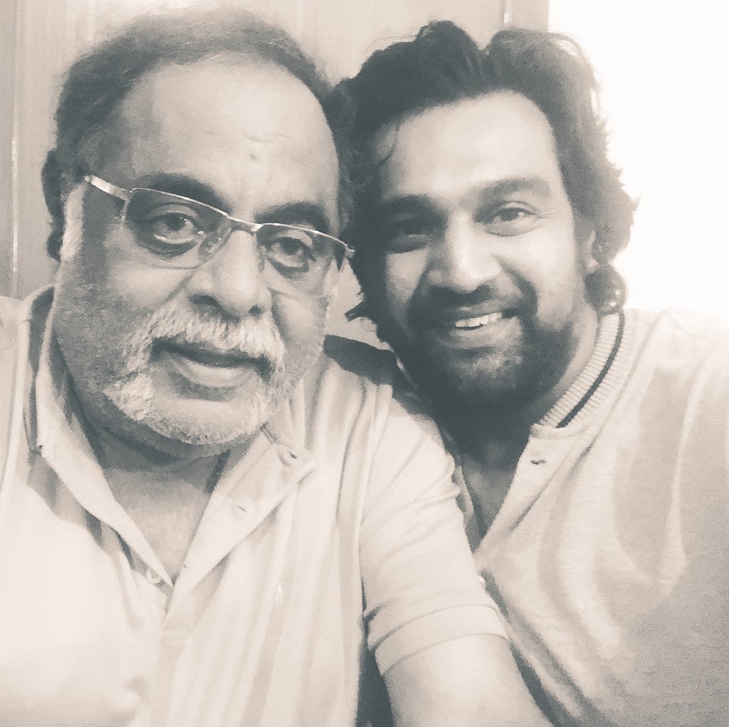 ಕನ್ನಡ ಚಿತ್ರರಂಗದ ಅಜಾತಶತ್ರು 
ಕರುನಾಡ ಕನ್ವರ್ಲಾಲಾ ಸ್ನೇಹಜೀವಿ 
ಕರ್ನಾಟಕದ ಜಲೀಲ ಅಂಬಿಮಾಮಾನಿಗೆ ಹುಟ್ಟುಹಬ್ಬದ ಶುಭಾಶಯಗಳು <a href="/sumalathaA/">Sumalatha Ambareesh 🇮🇳 ಸುಮಲತಾ ಅಂಬರೀಶ್</a>