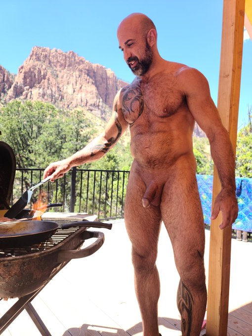 I'm a mountain man! https://t.co/qTZzLPD5n0