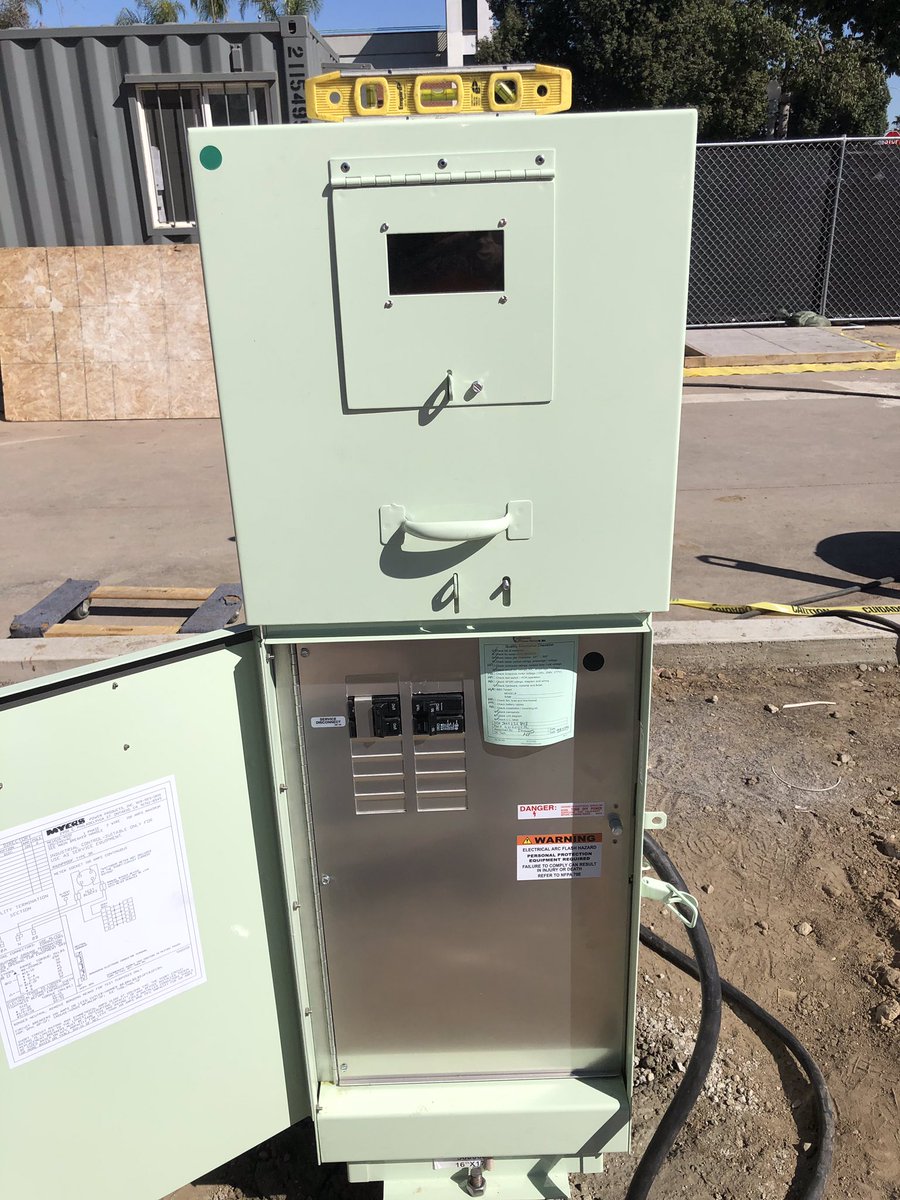 75_Electric's tweet photo. 75 Electric Inc. Takes all the safety precautions to keep our employees and our customers safe! We are ready and able to take care of all your electrical needs! Contact us today to learn about our monthly specials. https://t.co/PvpDcUOsDS