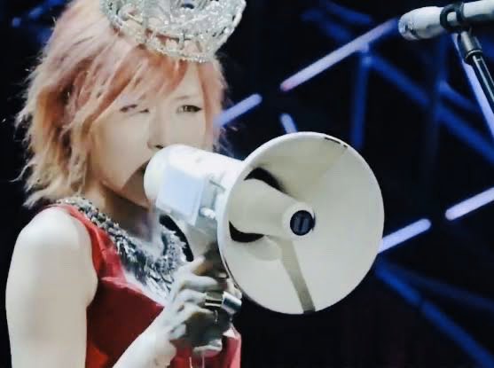 代表的な拡声器シンガー KING GNU常田 hide 椎名林檎 KY AGRA