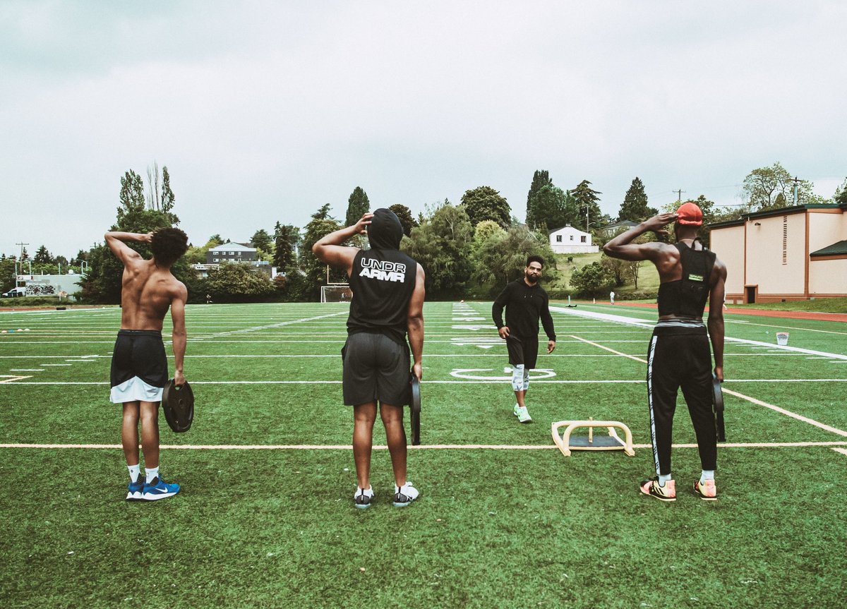 Tari Eason tweet media