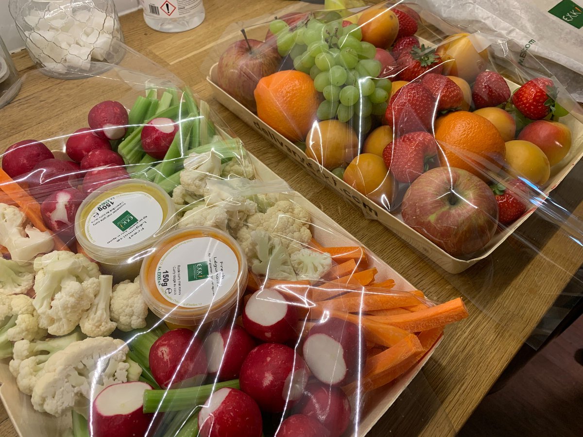 AdrienRozes's tweet photo. 🚀 Speed up recovery: lunch time @dFaktoHQ 🍴
Soutenons les entreprises de #Horeca tout en assurant la santé de nos collaborateurs avec des produits sains respectant les mesures d'hygiène.
Merci aux équipes @EXKiOfficial pour le catering delivery ! https://t.co/T8j6Ny2qcX