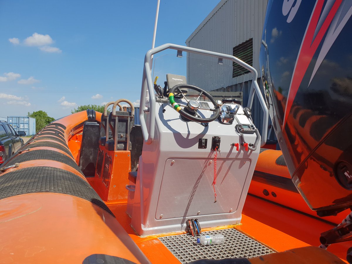 Safety Boat Services finished and ready to trial the new 60 knots rib.