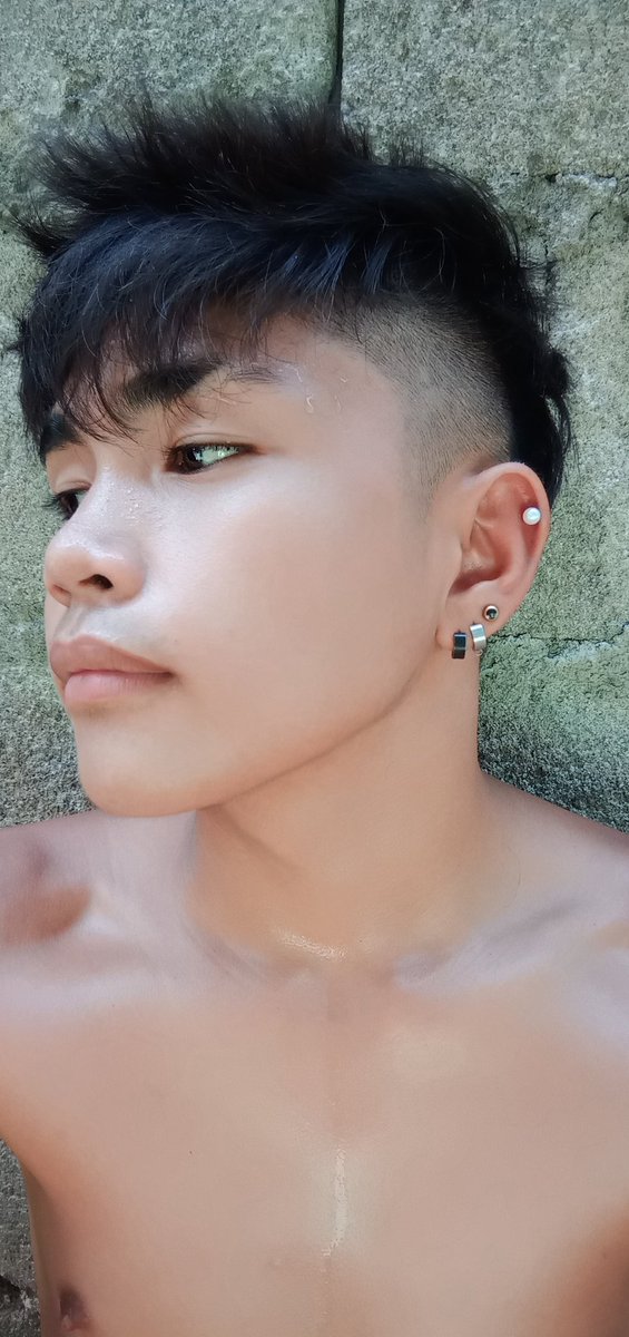 VincentMacaben5's tweet photo. Post ko Lang dito💘💘💖💖 https://t.co/C88gJhCkxF
