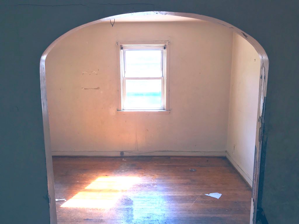 JSRemodeling1's tweet photo. Before remodel, Double room made into individual rooms https://t.co/NNF8fzgq66
