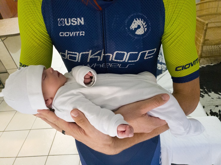 In the Bunch (@in_the_bunch) on Twitter photo Life has become a yawn for first-time father Timo Cooper: bit.ly/2AmqU16. <a href="/TimoCooper/">The Coopetto</a> @DHW_ProCycling Life has become a yawn for first-time father Timo Cooper: bit.ly/2AmqU16. <a href="/TimoCooper/">The Coopetto</a> @DHW_ProCycling
