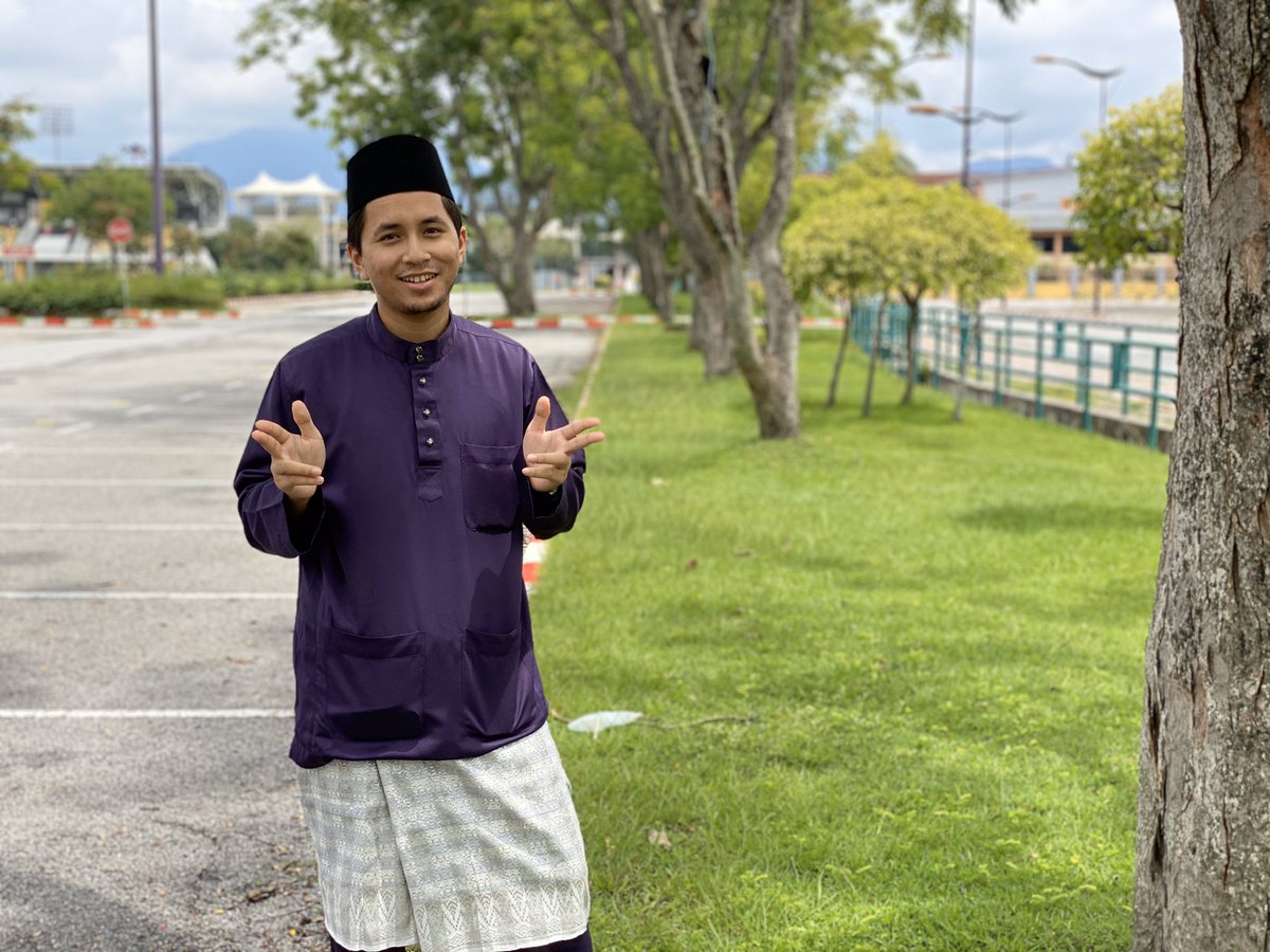JebatSyakir's tweet photo. Boleh lagi kan nak ucap selamat hari raya?
#RayaKe6
#EidMubarak
#SetulusIkhlas https://t.co/9rr91axGuD