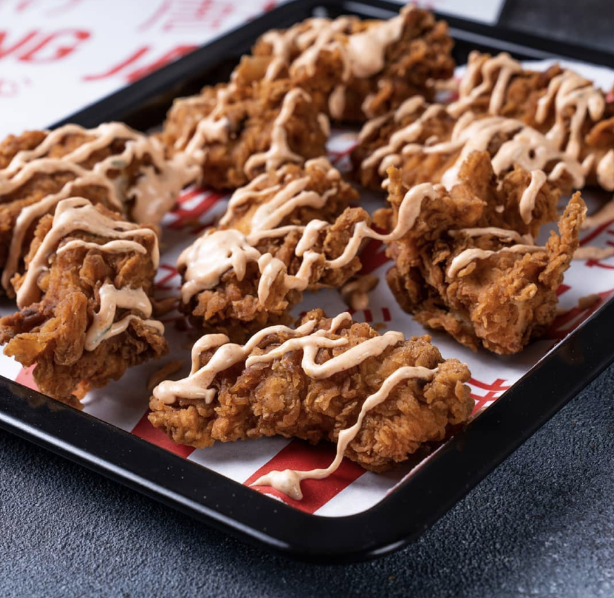 SurkusUAE's tweet photo. Order 40 AED of Japanese fried chicken and get 40 AED back when you share feedback about your experience! On the app now 😜

#surkusexperiences
#surkusuae
#dubaifoodies
#japanguae
📸: @japang.uae https://t.co/Rx43qtCSLj